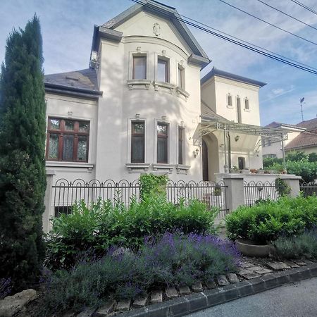 Kuria Apartman Budapest With Free Parking Exterior photo