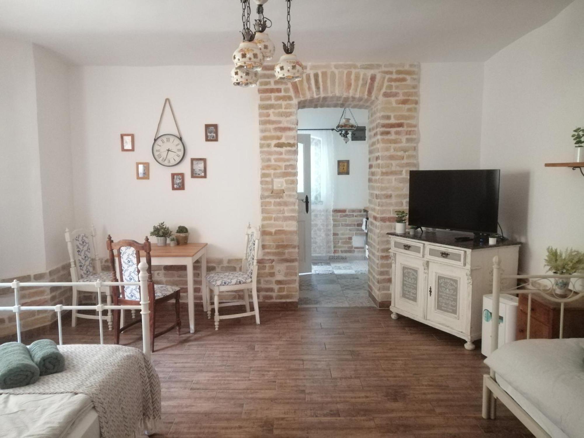 Kuria Apartman Budapest With Free Parking Exterior photo