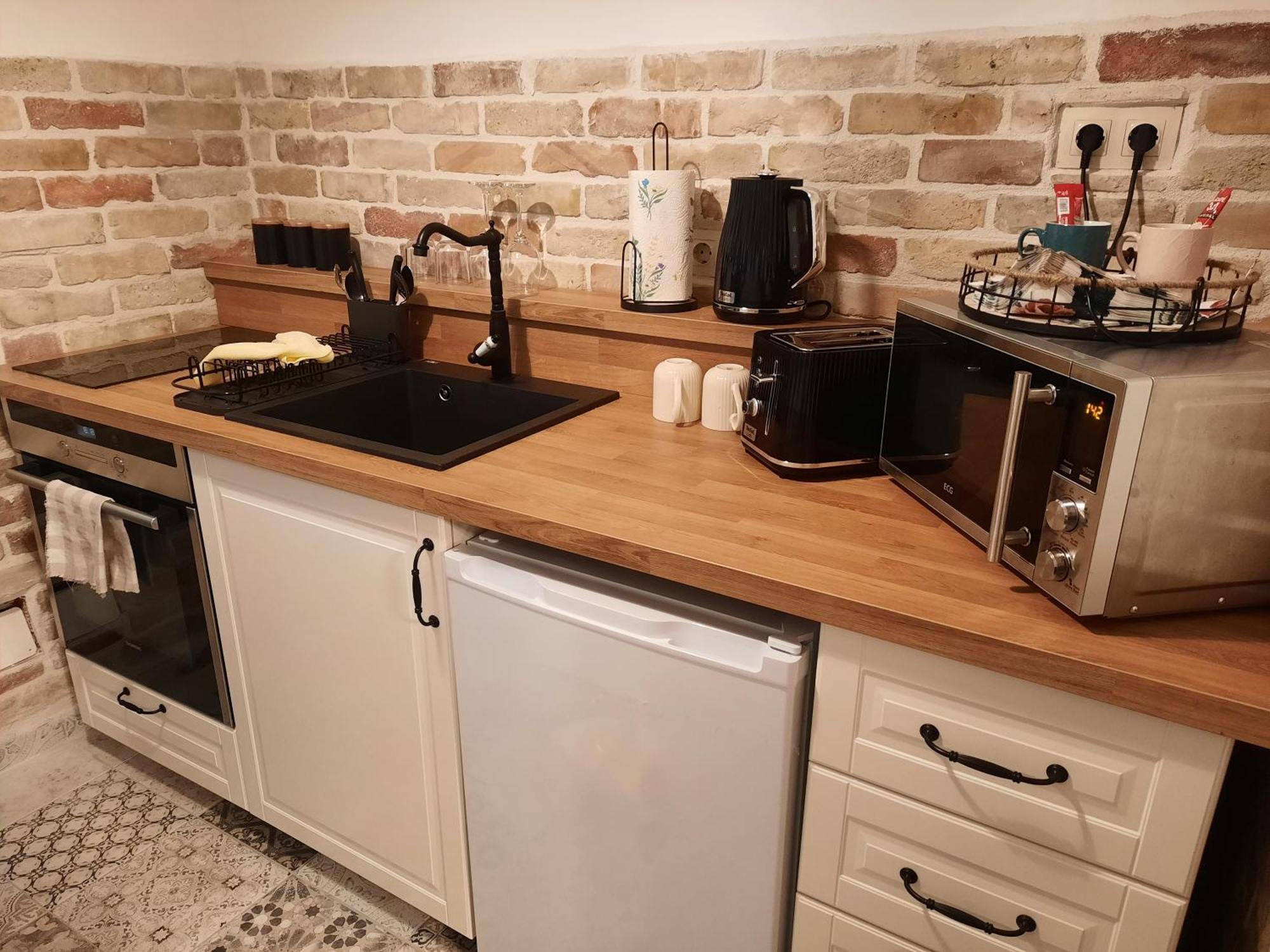 Kuria Apartman Budapest With Free Parking Exterior photo